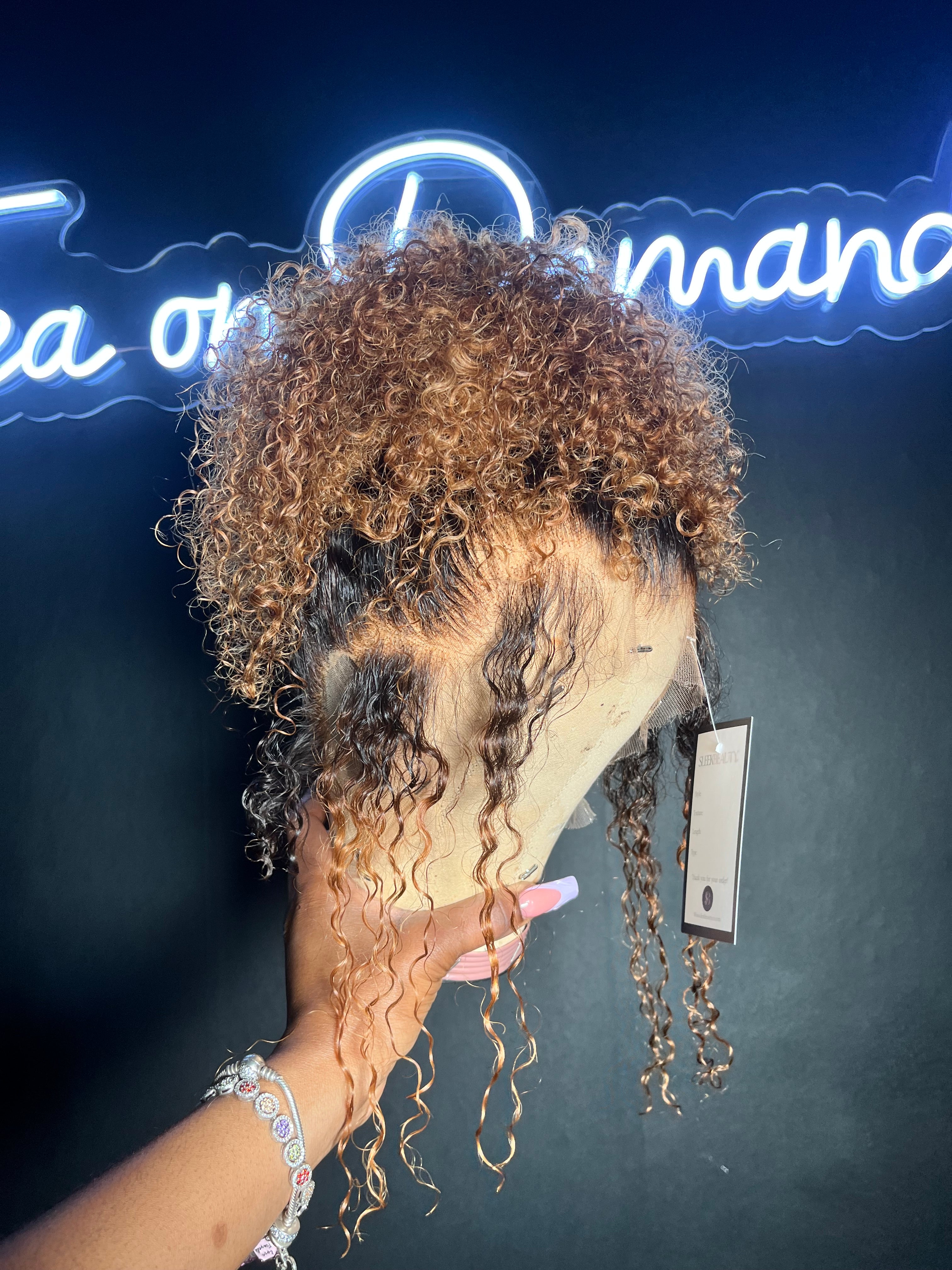 Ashley (360 wig)